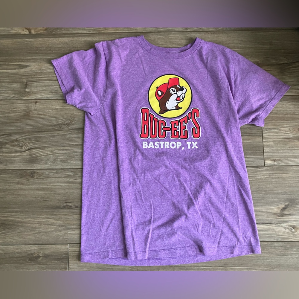 Buck-ees T-Shirt